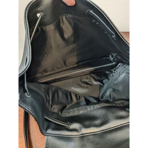 Victoria\'s Secret Backpack Black Drawstring Bucket Pebbled Faux Leather Snap New main image 5